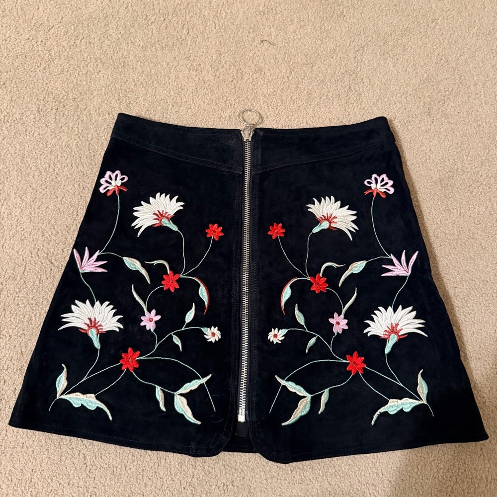 Zara Black A-Line Skirt with Floral Embroidery